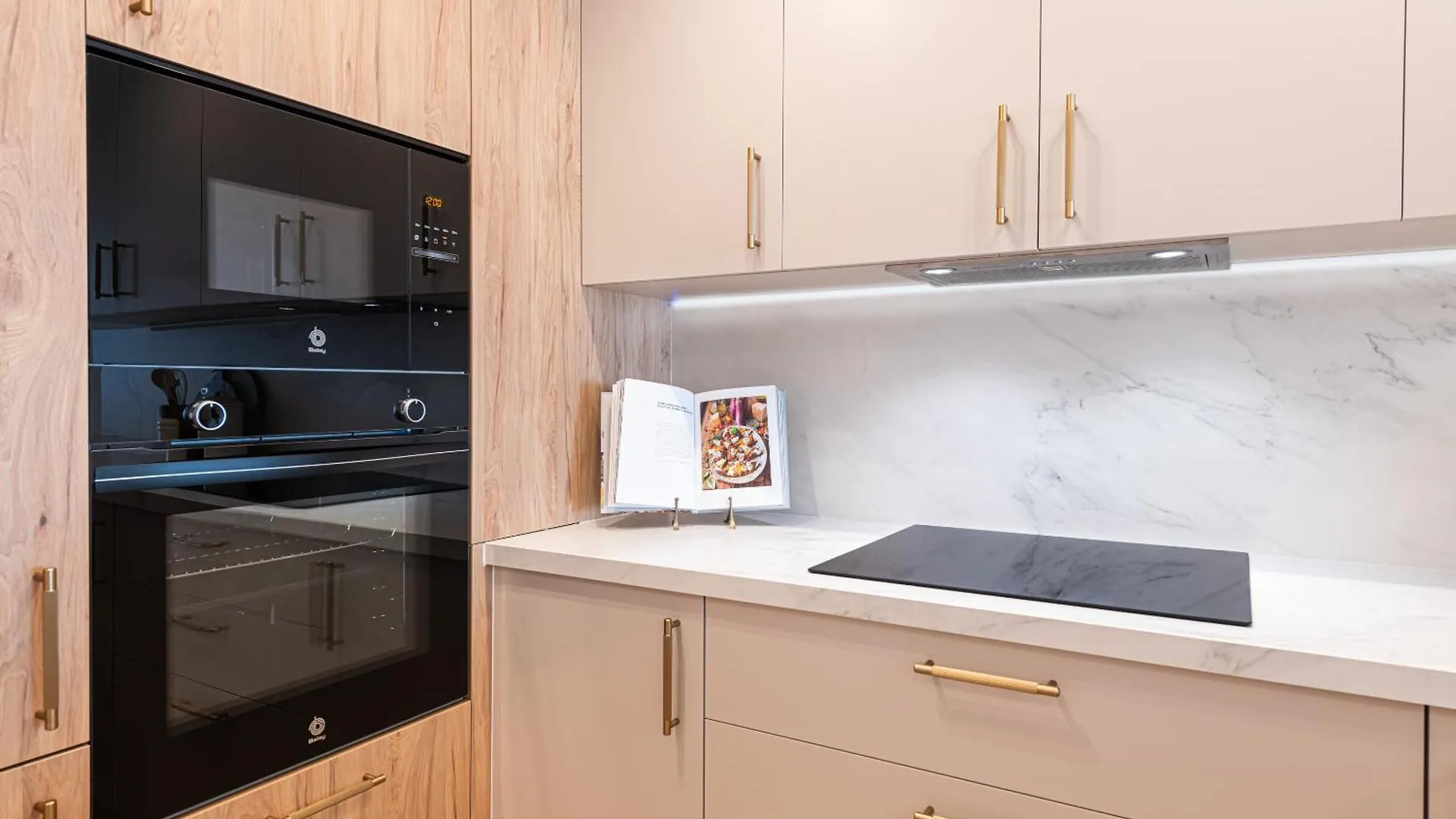 Iloftmalaga Avenida Andalucia Apartment  Malaga
